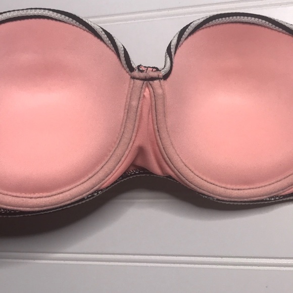 Xhilaration Sz M retro style swimsuit top - Picture 3 of 4